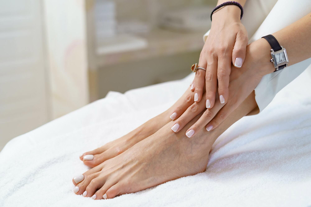 Pedicura en Sevilla con disponibilidad y atención sin cita si hay hueco